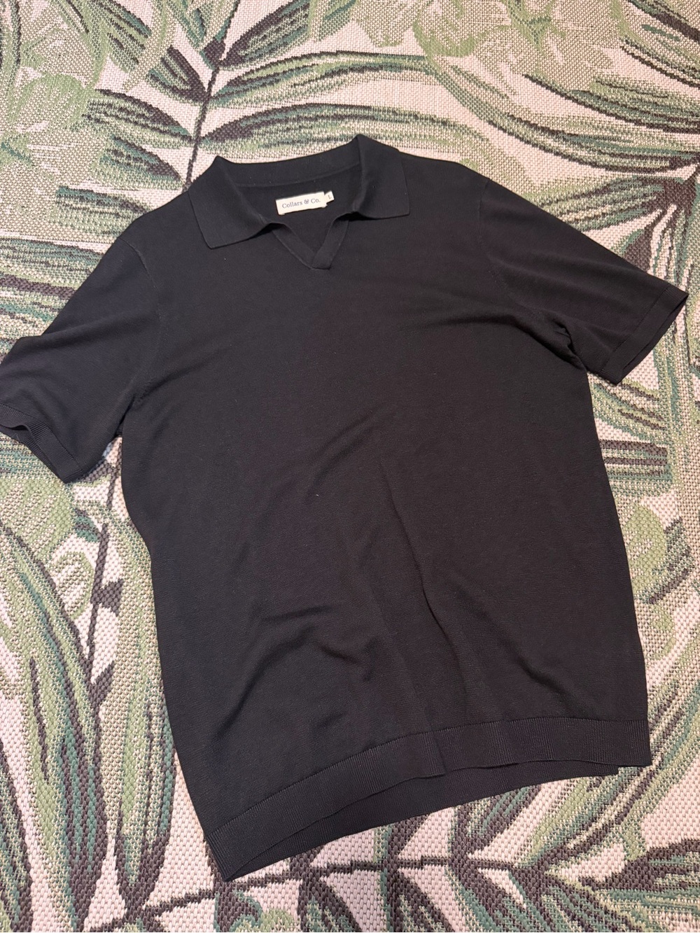 Collars & Co. Linen Vee Collar Short-Sleeve Polo - Black Mens Size Large